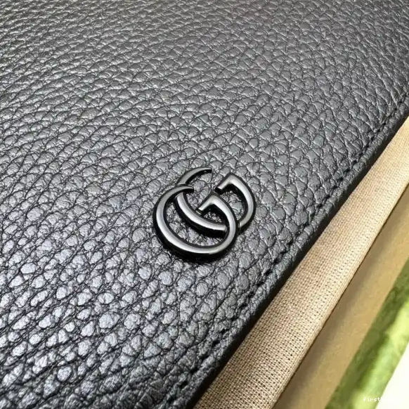 First bag ru Marmont chain wallet Gucci GG 0530